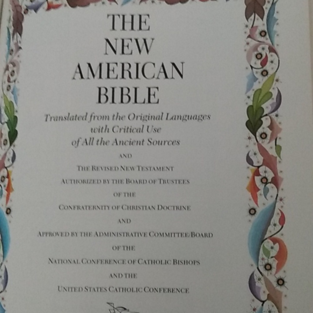 White Holy Bible with Jesus Image - Picture 2 of 4